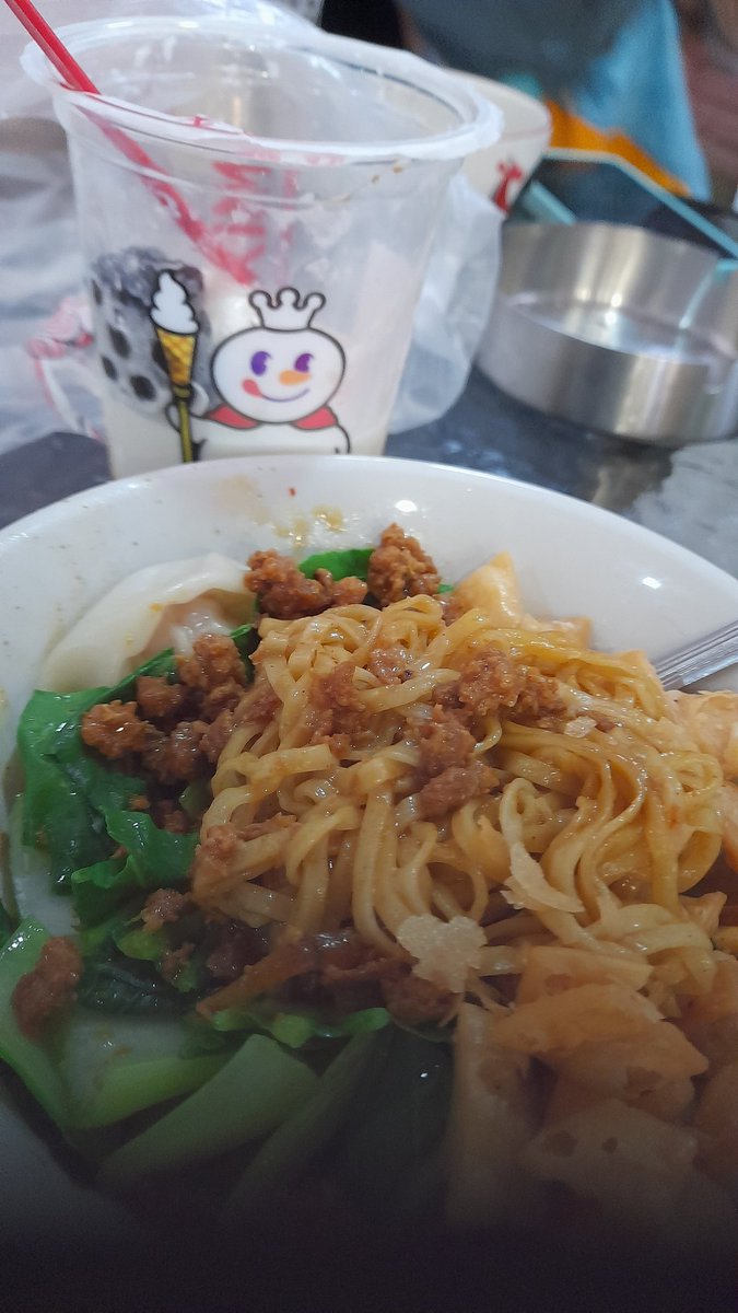 makan lagi, makan mulu, makan terus