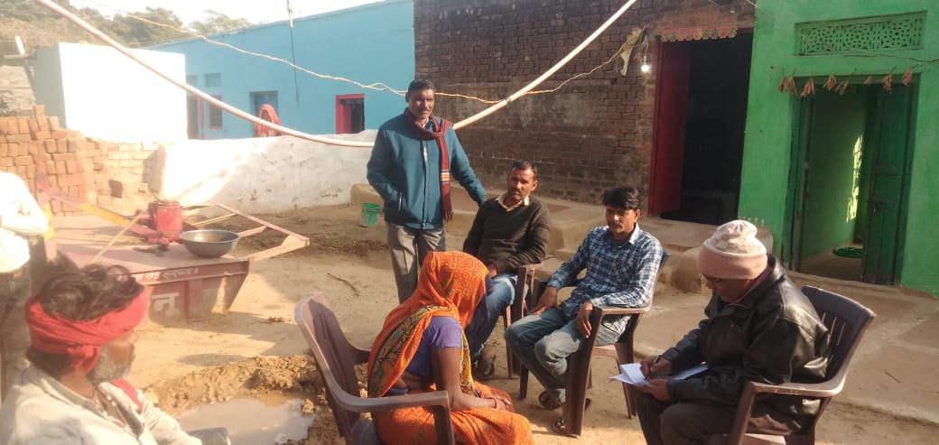 CDatia's tweet photo. #datia गुड गवर्नेंस सप्ताह के तहत
दतिया प्रशासन द्वारा चलाए जा रहे अंतिम पात अभियान के तहत ग्राम पंचायत सीतापुर में अधिकारियों ने ग्रामवासियों की समस्याओं को सुनकर मौके पर ही निराकरण किया
#goodgovernanceweek22
#GGW2022
#PrashasanGaonKiAur
#SushasanSapatah2022
#JansamparkMP https://t.co/Byof4Loaep
