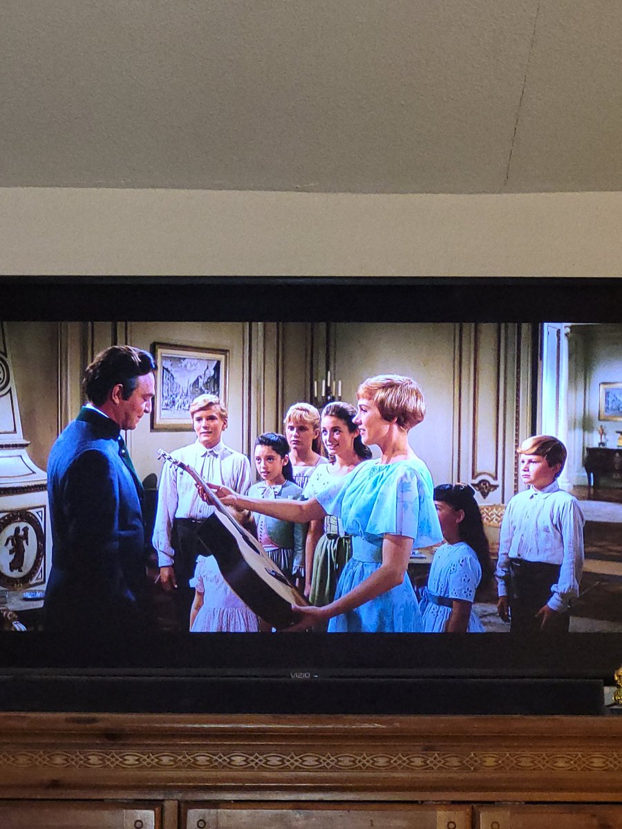 StaplesSean's tweet photo. Name the movie https://t.co/A1MFLE49cD