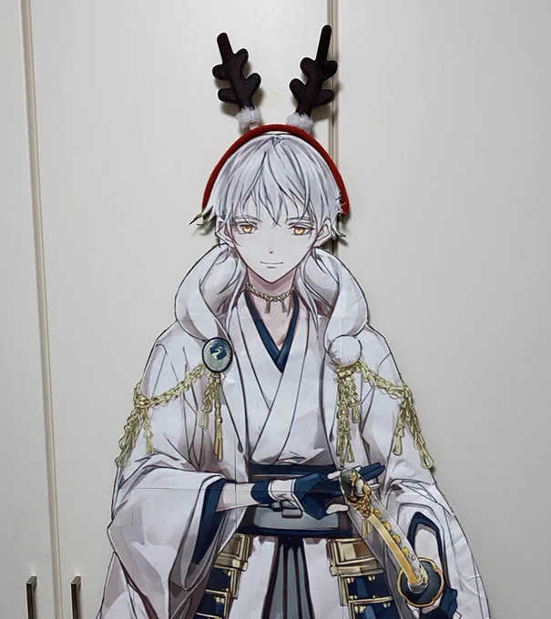 今年は帰ったら部屋に白いトナカイおった!!! 
