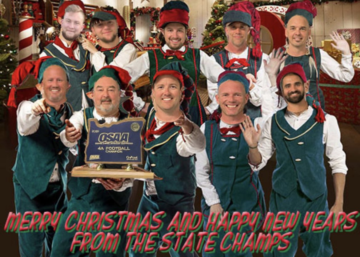 CadaRangersFB's tweet photo. From behalf of the entire EHS RANGERS Football Staff we would like wish you and yours a very Merry Christmas and Happy New Years! Stay safe and stay well, see you in 2023! #goRANGERS https://t.co/zg2ahOqCHS