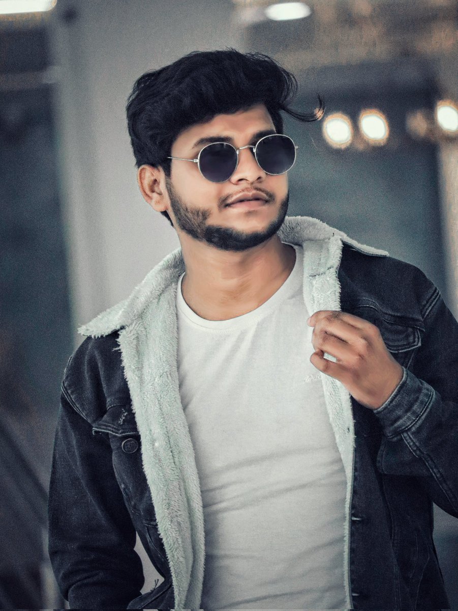 btechcamerawala's tweet photo. #fashionstyle https://t.co/EUtdKbSVeT