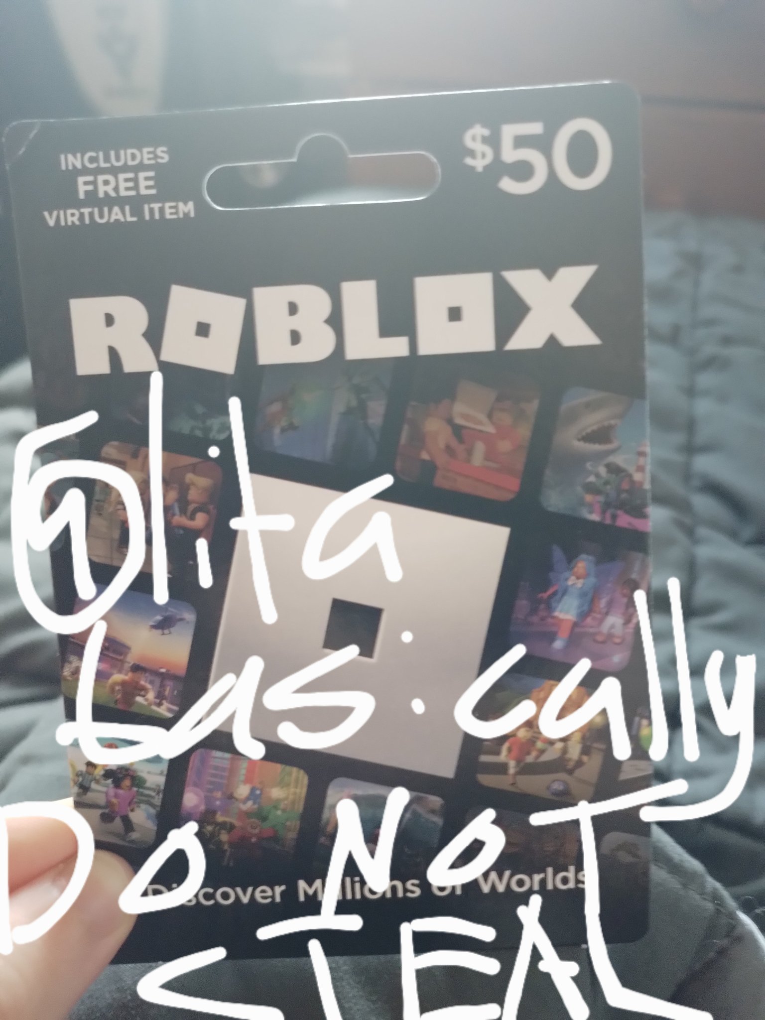 Roblox | Conta com 110 reais em robux itens