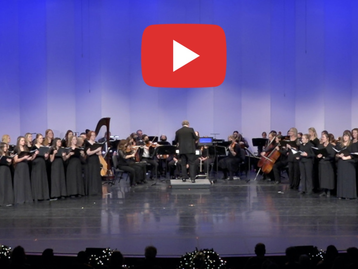 azphilharmonic's tweet photo. AZ Phil wishes you Merry Christmas, Happy Holidays, &amp; a video of Silent Night from Sunday's Performance - https://t.co/ayKMu1IWUN https://t.co/HYmI1U1xs5