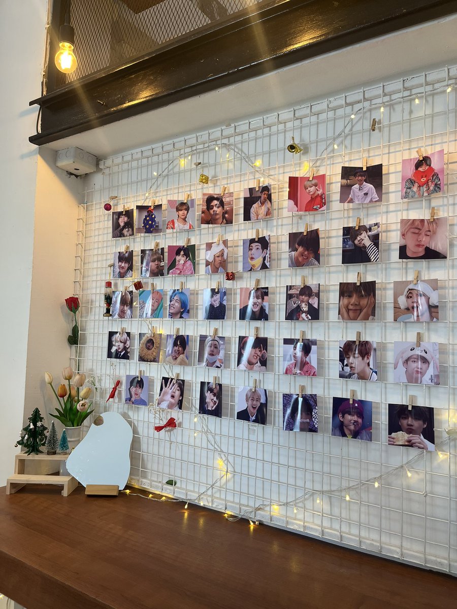 foryou_ddaeng's tweet image. ‧⁺꒰ Taehyung Day ꒱˚⁺ 🎁🎄

#Christmastreewithtinyboy
#HAPPYVDAY
#HappyBirthdaytaehyung
#HappyTaehyungDay