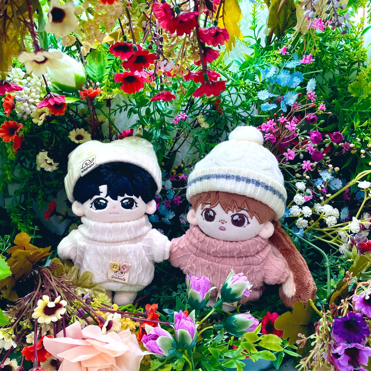 pichu_2021's tweet photo. 우섭 꽃밭 데이트🍃

#우리집_솜우섭 https://t.co/i8AFyKA2j9