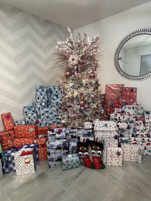 Watch DimeRacks💰💸🤑's leaked NSFW photo on TwXstars