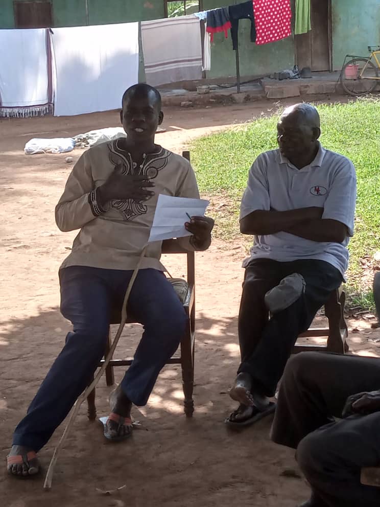 Kalivamuki Elderly Persons Project (@kalivamuki_epp) on Twitter photo The LC3 chairperson of Kagulu Sub County, Mr Muhammad Ibanda, joined our Patron, @baluyewaiswa to give out food to jjajas. Mr. Ibanda expressed his gratitude & thanked <a href="/LeelaNGO_Ug/">Leela Foundation Uganda</a> for giving & feeding our elderly persons this #Christmas. The LC3 chairperson of Kagulu Sub County, Mr Muhammad Ibanda, joined our Patron, @baluyewaiswa to give out food to jjajas. Mr. Ibanda expressed his gratitude & thanked <a href="/LeelaNGO_Ug/">Leela Foundation Uganda</a> for giving & feeding our elderly persons this #Christmas.