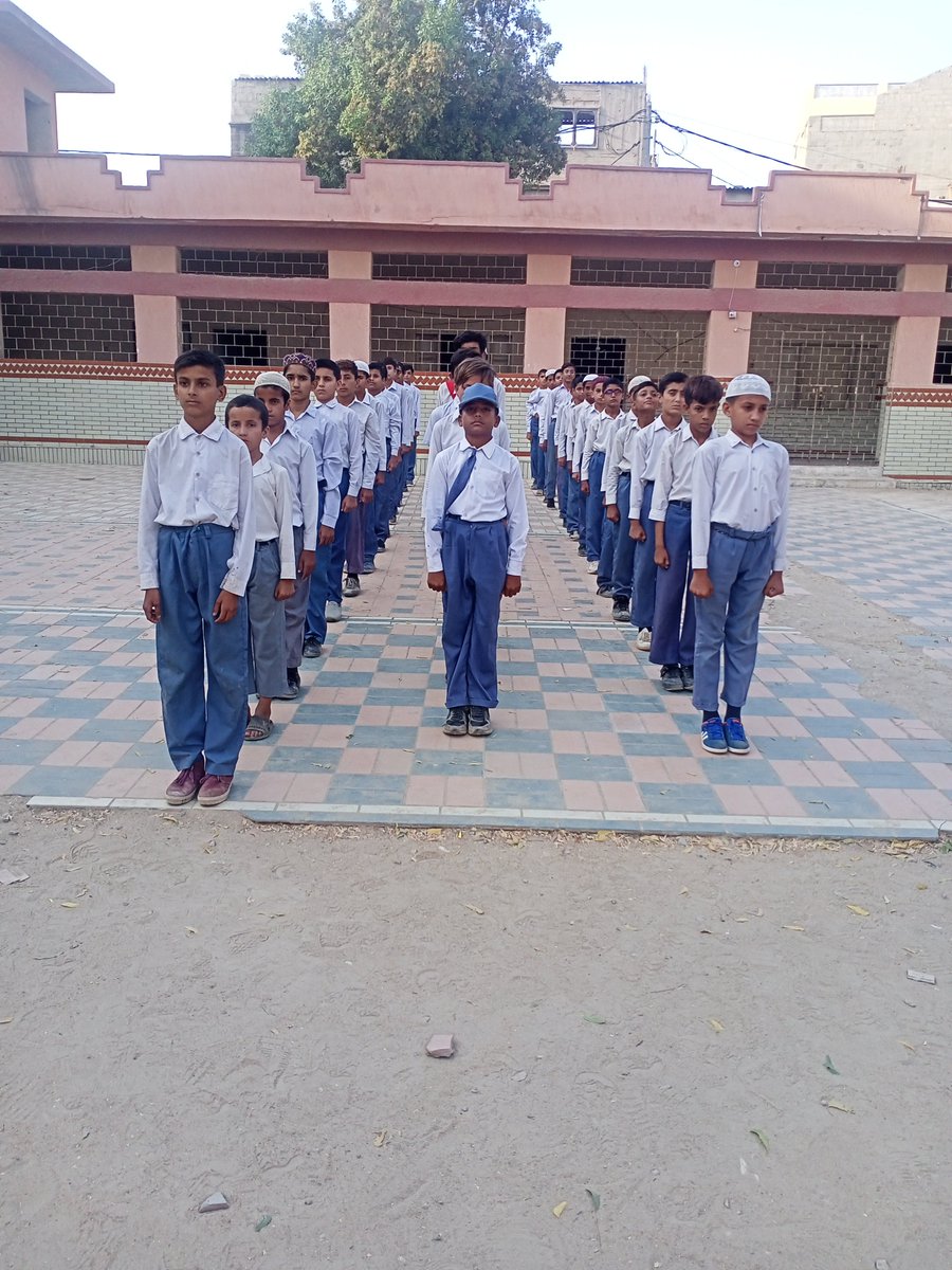 Waqarkhaan7's tweet photo. We will revolutionize and change the education system working sincerely with full dedications but sorry to say did not get salary from 9 months 
 #ReleaseSalariesOfIBA22Teachers @SindhGovt1 @sardarshah1 @ARYNEWSOFFICIAL @geonews_english @newsonepk https://t.co/9LMBVpGjm1