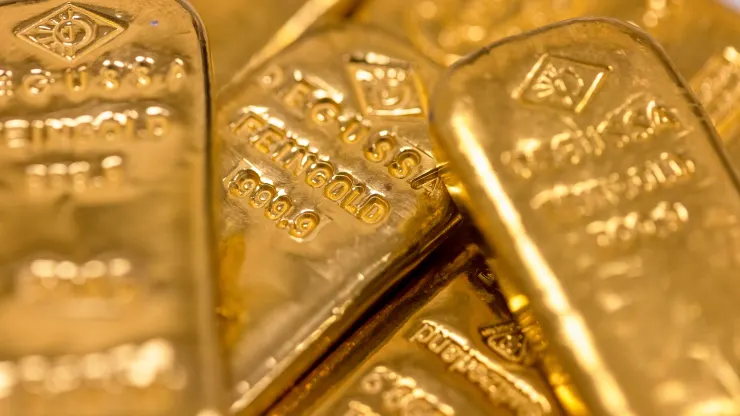 EYESON_NEWS's tweet photo. Meat bans, soaring gold prices and โun-Brexitโ? #Saxo Bankโs โoutrageousโ predictions for 2023
include Britain voting to โ#unBrexit.โ
The forecasts, while not representative of the bankโs official views, looked at how decisions from policymakers next year could impact global mkts https://t.co/Yp3ufln0hc