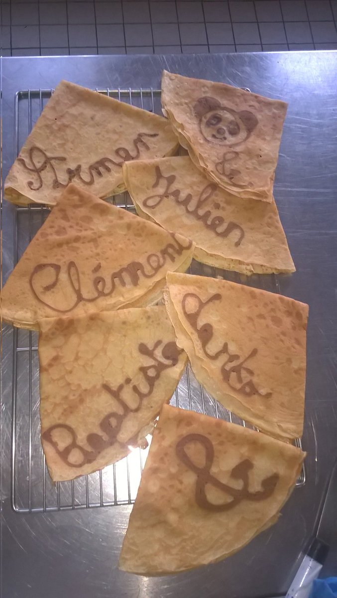 HumaineLove's tweet photo. Alors #aimeetour est terminée..et même si je suis nulle en mathématiques... j'ai fait un petit calcul ; en général @jdoreofficiel fait un album environ tout les 3/4 ans. Donc il reste environ entre 1100 et 1300 DODOS avant la suite .... 🩷💙🩷💙. À BIENTÔT #TEAMJUJU https://t.co/QQqh48Cbay