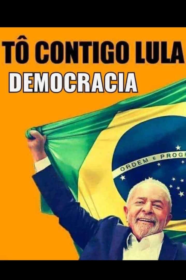 Não destruirão o horizonte utópico dos modernistas que desenharam palácios que se abrem para as multidões. Vândalos psicóticos não passarão!