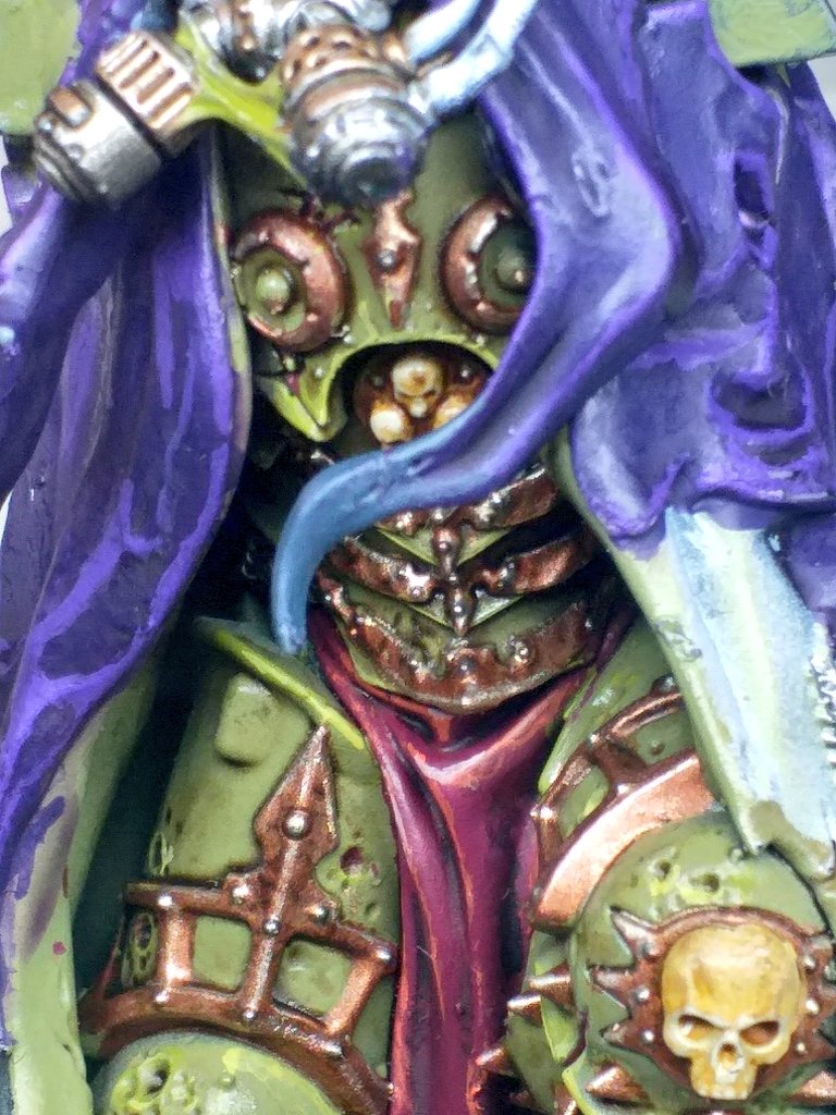 MLC_40k's tweet photo. #hobbystreak day 8. Loving #mortarion my biggest painting challenge todate. More work on the cloak with base, resess wash, first highlights and my first attempt at wet blending on the hood! #WarhammerCommunity #warhammer40k #Warmongers #wip #PaintingWarhammer #wepaintminis https://t.co/B529MUQlXf