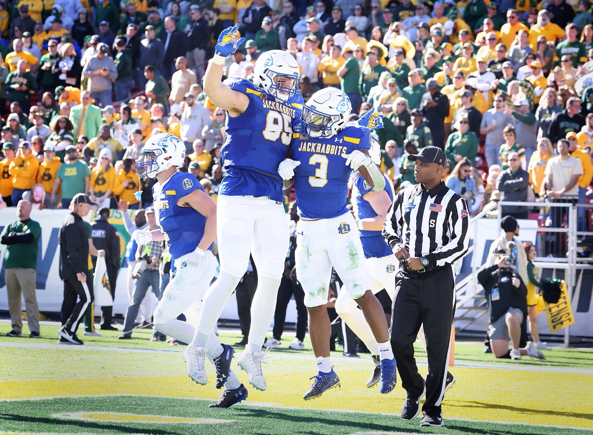 JACKRABBIT NATION, CAN YOU FEEL IT?!

#GoJacks 🐰🏈