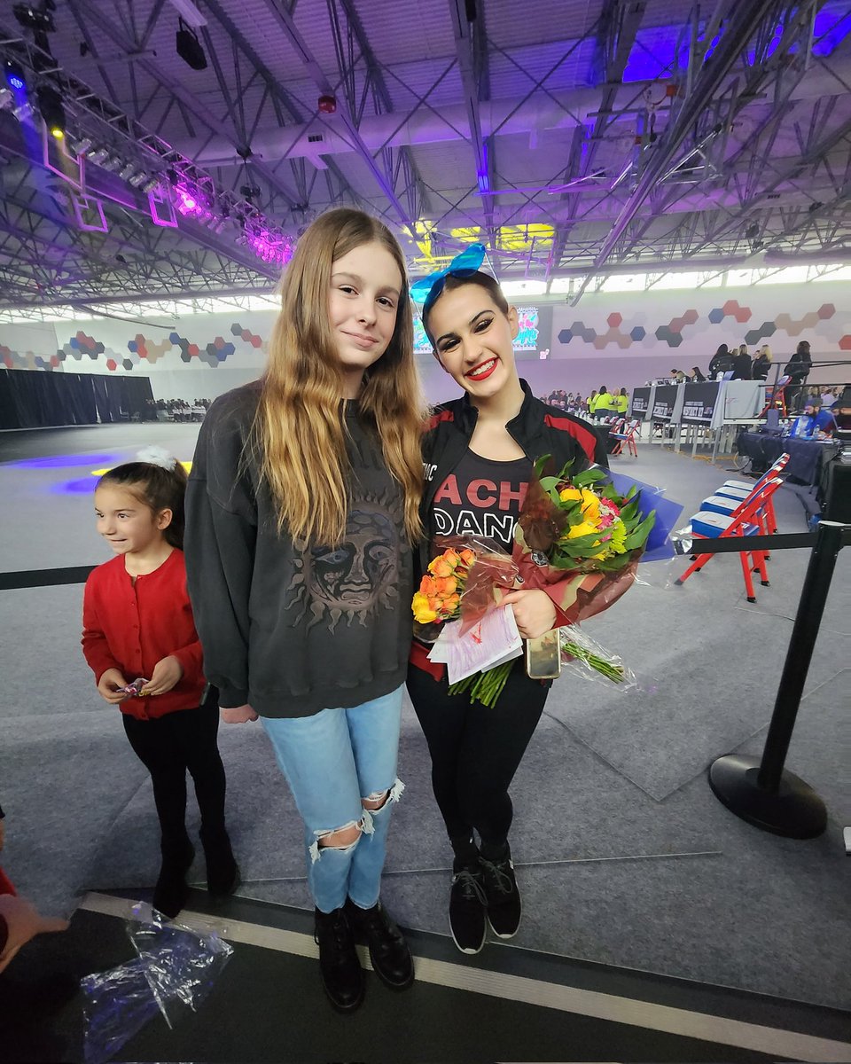 TRAVELCHICK40's tweet photo. Supporting on of my old dance coaches and a former dance teammate at IHSA Dance Sectionals. 1st place Grant!!!
#dancelife #hiphop #sectionals #bringonstate
#TaylorSwift #taylorswift #ERAS #Midnights #ErasTour https://t.co/FXKBqMPUbG
