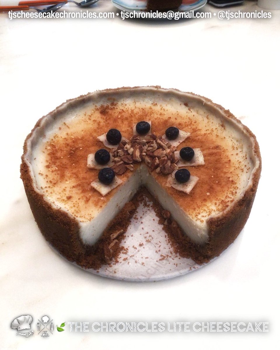 TJsChronicles's tweet photo. The Chronicles Lite Cheesecake🍃is the first Vegan cheesecake in the Chronicles lineup and features a full surround biscotti crust with optional toppings of fruit and pecans.
#GoodEats #ItsAGoodThing #Biscotti #Vegan #VeganCheesecake #Cheesecake #Dessert #TJsChronicles https://t.co/KWqYruN24p