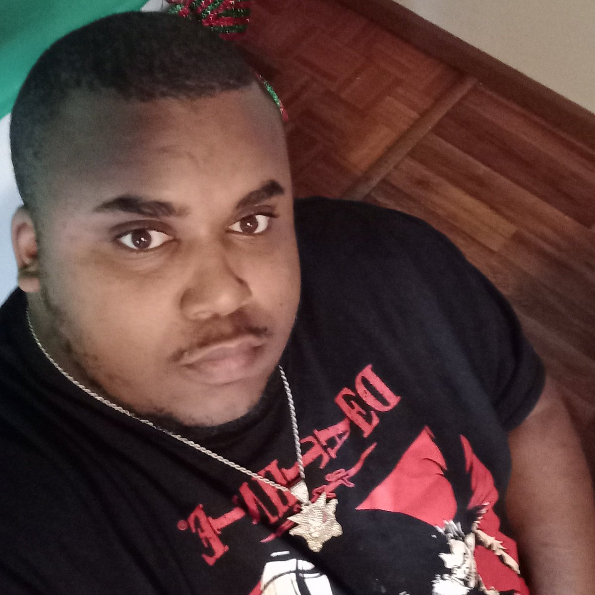 Jacobbe39613690's tweet image. #NewProfilePic