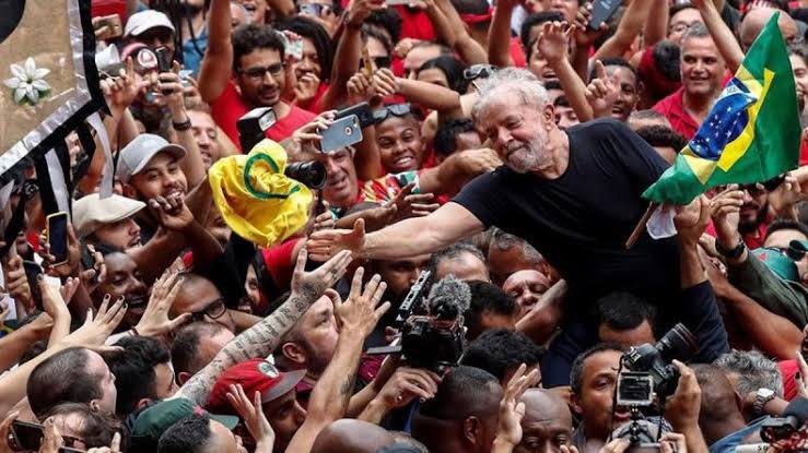 🇧🇷 Desde IDEAL reiteramos nuestro apoyo al presidente @lula, su gobierno y al hermano pueblo brasileño que lo eligió democráticamente. Rechazamos cualquier intento golpista y antidemocrático en contra de la voluntad soberana de las y los brasileños. #GolpeDeEstado