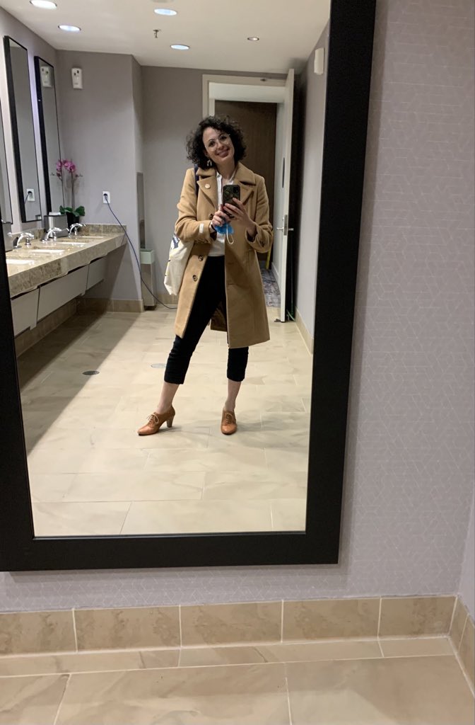 ZoeLaHenry's tweet image. That’s a wrap on #MLA23. I had a blast presenting my work, meeting with friends old and new, and hearing exciting ideas from some of the greatest minds around. I leave feeling energized and joyful heading into the new year. See you later, SF!