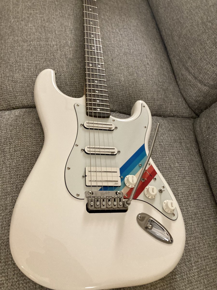 Ethan D. Pakchar tweet media