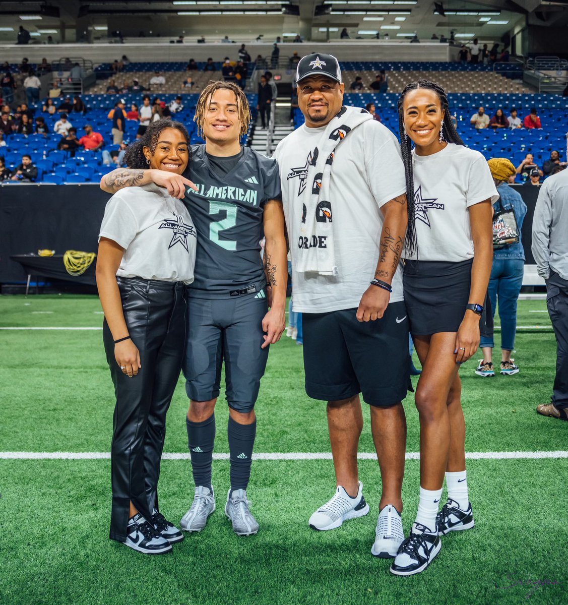 Alyssa Gallagher on Twitter "TheGallaghers"