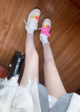 CzyzuW's tweet photo. wear a different style https://t.co/2y3UDstf43