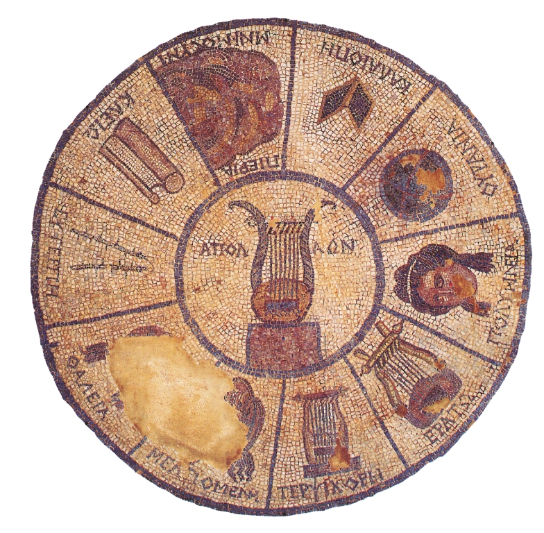 ΤΟ #ΕΚΘΕΜΑ ΤΗΣ ΕΒΔΟΜΑΔΑΣ
 
📍Από το Αρχαιολογικό Μουσείο Ήλιδας

📸#Ψηφιδωτό δάπεδο από το «Κτήριο των Μουσών»

📆Χρονολογείται 3ο αι. μ.Χ.

Αριστερά: Ψηφιδωτό με τα σύμβολα του Ηρακλή και των 12 άθλων του

Δεξιά: Ψηφιδωτό με τα σύμβολα του Απόλλωνα και των Μουσών.

#MinCultureGr