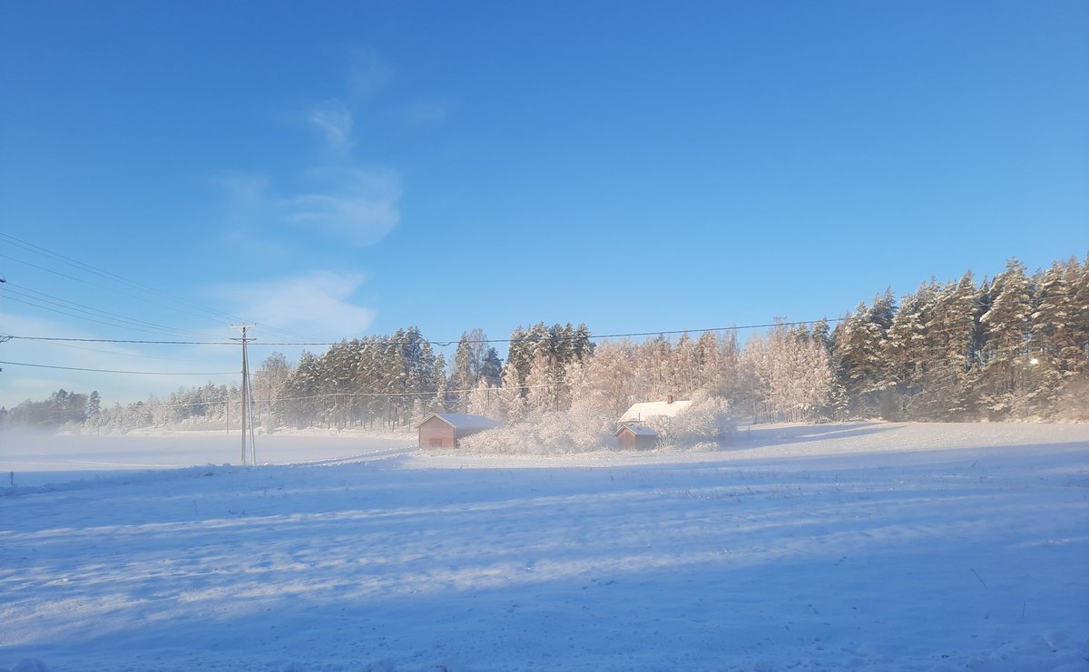 Tätä talven kauneutta ei kyllä mikään voita! 🤩@Ihanatalvi 💖