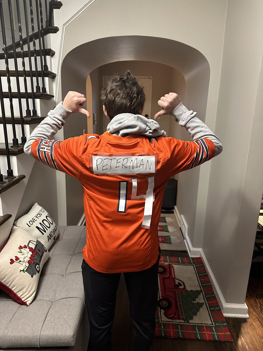 ponz72's tweet photo. @WaddleandSilvy @amp3490 is there-all in on Peterman to secure the loss. https://t.co/nptqPfqDeh