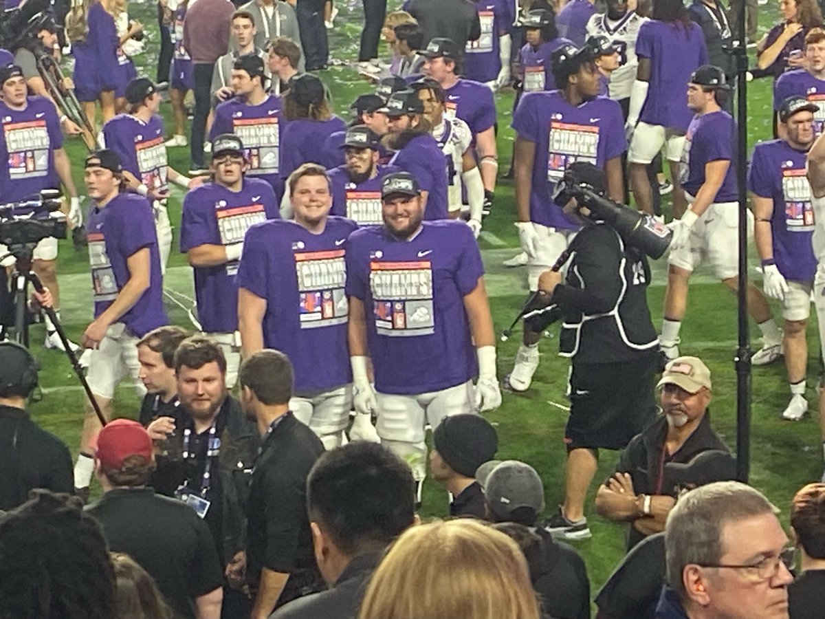 SATXrecruiting's tweet photo. On the eve of the @NCAAfootball Nat'l Championship, we have to shout out to our 2019 Male Athlete of the Year, Brannon Brown (@brannonb75)! 👏

Brannon is a former @OCpantherfb legend, current @TCUFootball Off. Lineman (#75) &amp; one of our proudest recruits! GO GETTEM BRANNON! 💪 https://t.co/4iMuGytqov
