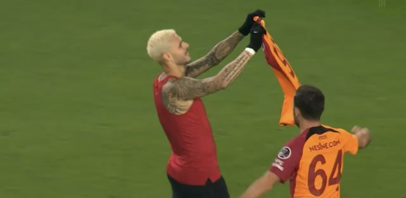 Şapka çıkaracaksınız şapka 
Mario İcardi