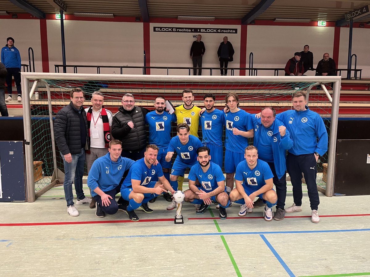 Wir gratulieren <a href="/USCPalomaLiga/">USC Paloma</a>  zum Gewinn des #WandsbekCup gegen Cordi II im Elfmeterschießen.