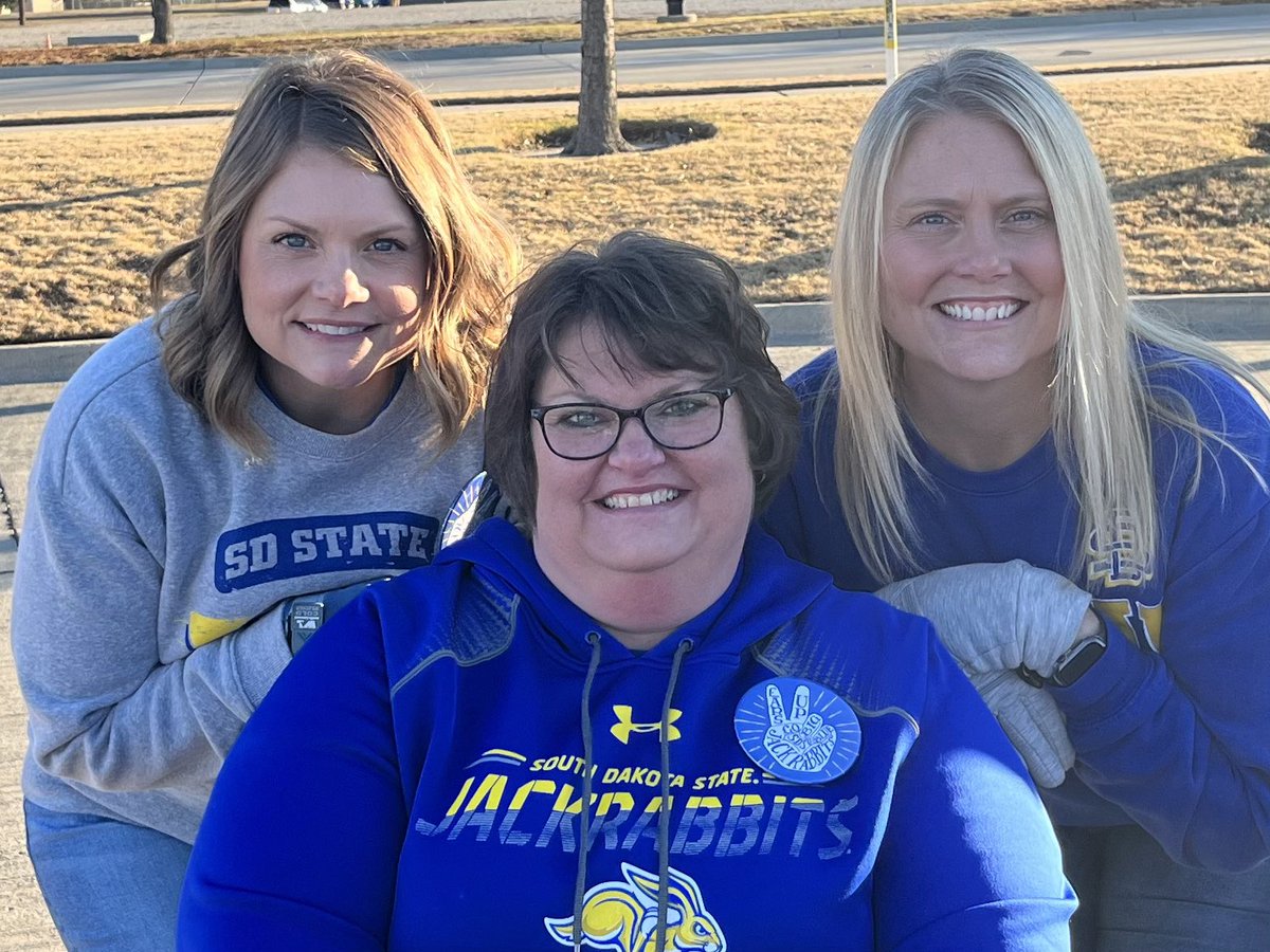 hiede11's tweet photo. Fun in Frisco!  Go Jacks! #fcschampionship https://t.co/hKkTRzUJL0