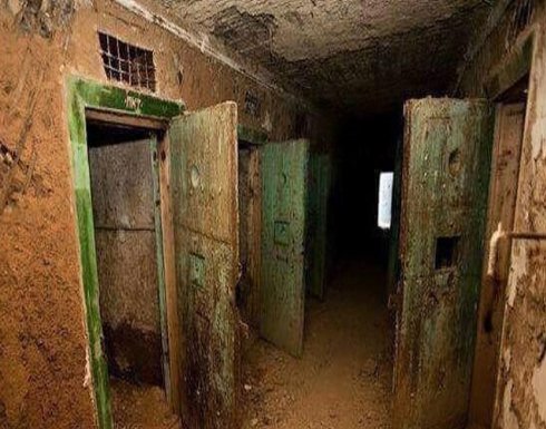 #Save_the_detainees
Can you imagine living in a place like this for 10 years ?                                          Hundreds of thousands of people experience this in Assad prisons.
#انقذوا_المعتقلين