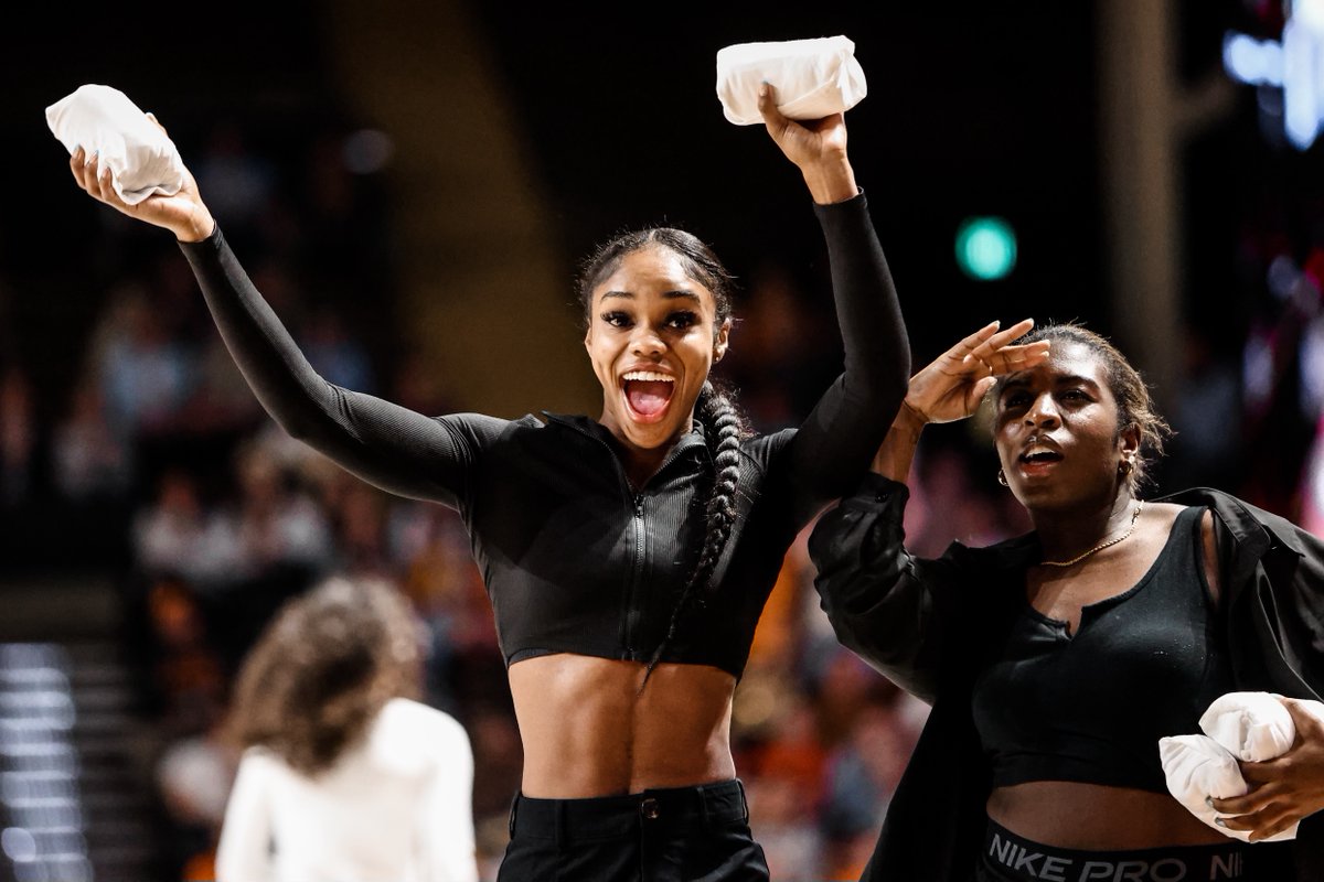 Thanks for having us, <a href="/VandyWBB/">Vanderbilt WBB</a>! 

#AnchorDown | #VandyUnited