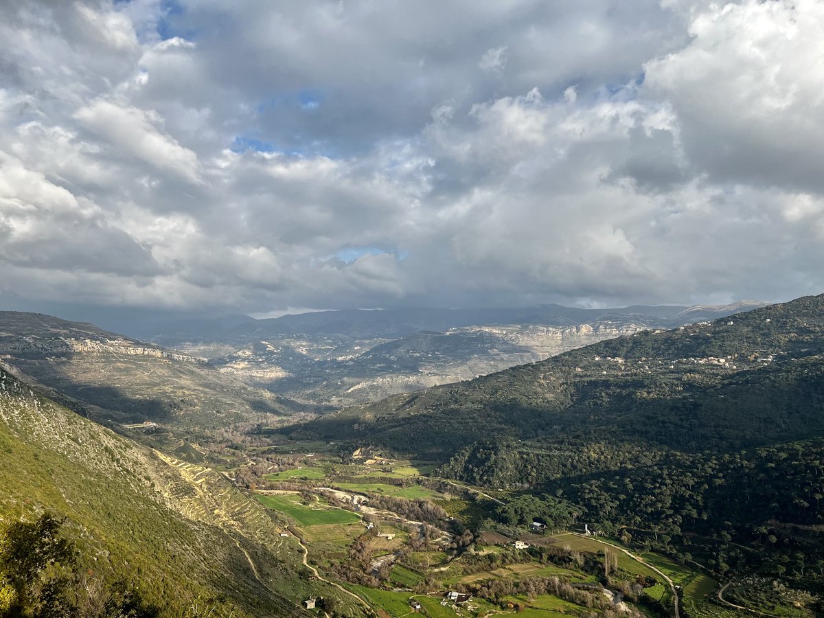 Today I discovered Bersi Valley. I sincerely hope that #Lebanon will live up to its beauty and potential in 2023. Happy New Year, belatedly.