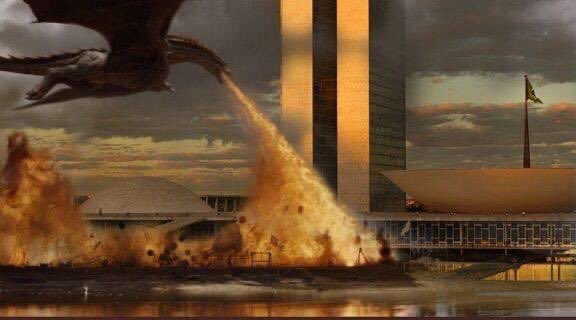 tayloroluda's tweet image. só uma pessoa poderia resolver essa situação do congresso nacional: daenerys targaryen