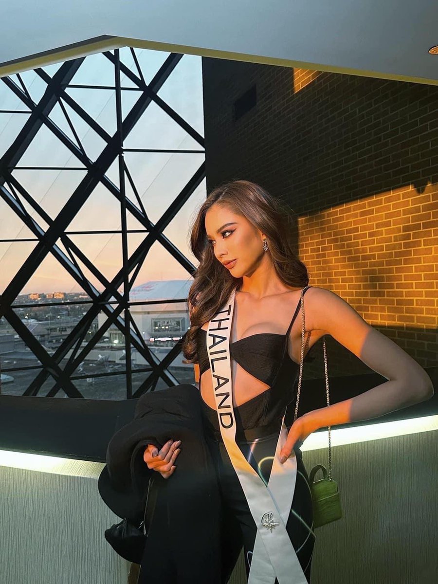 ThaiPageant20's tweet image. Can you believe it’s #Day6 already and that means we’re half way there! 😱 It also means #Prelim is happening in just 3 Days! 💥 
#AnnaTheThaiger
#MissUniverseThailand2022
#BigEasy #TPNGlobal #DOitEARNit
#MissUniverse #BeautifullyConfident
#71stMissUniverse #MissUniverse2022
