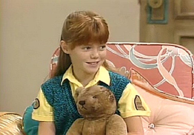 Happy birthday to Jenny Lewis! She played the utterly evil Daisy in the show! 
