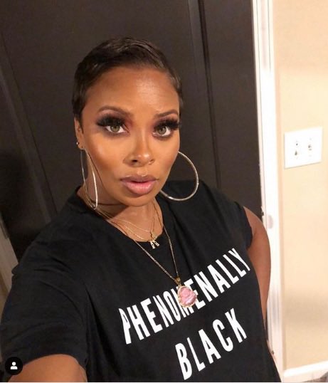 With my sisters <a href="/DarkestDcsirc/">Serai</a> and <a href="/RedeemedAngcl/">Isàbellá.</a>, <a href="/RealMelissaki/">Melissa Aki 🏴󠁧󠁢󠁥󠁮󠁧󠁿 🇰🇷 🇺🇲</a> and the rest of the family in Mexico City to cheer on my niece <a href="/LaReinaNcgra/">Daniela.</a> in her first <a href="/TheQ_LFL/">Tenochtitlan Quetzalcoatl</a> game.