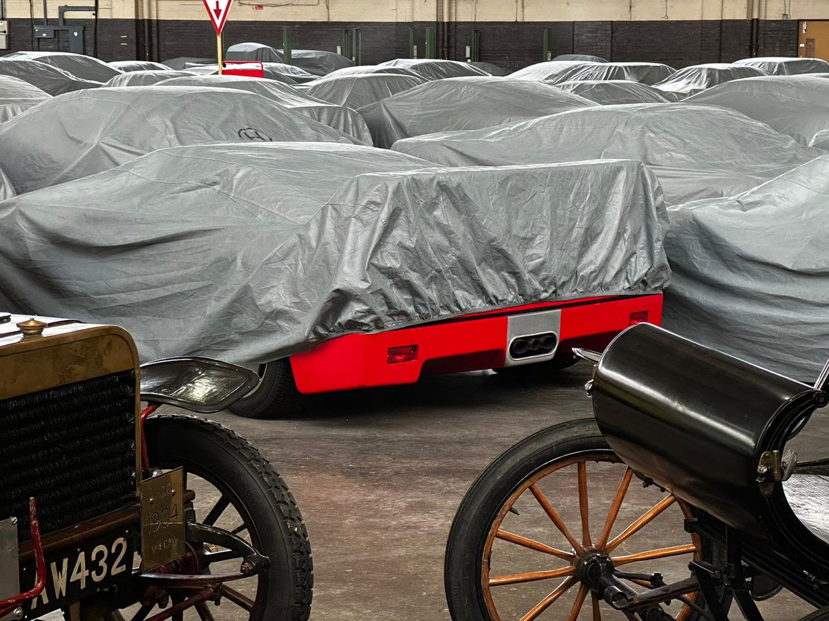 TOP555Cars's tweet photo. A fantastic turnout this morning @BicesterH
Great to see lots of our clients and friends out for one of the first get togethers of 2023 - such an eclectic mix of cars, something for everyone 😎👏
#bicesterscramble #bicesterheritage #top555 #topdealer #topbuyer #topseller https://t.co/DQ5dEHSx4w