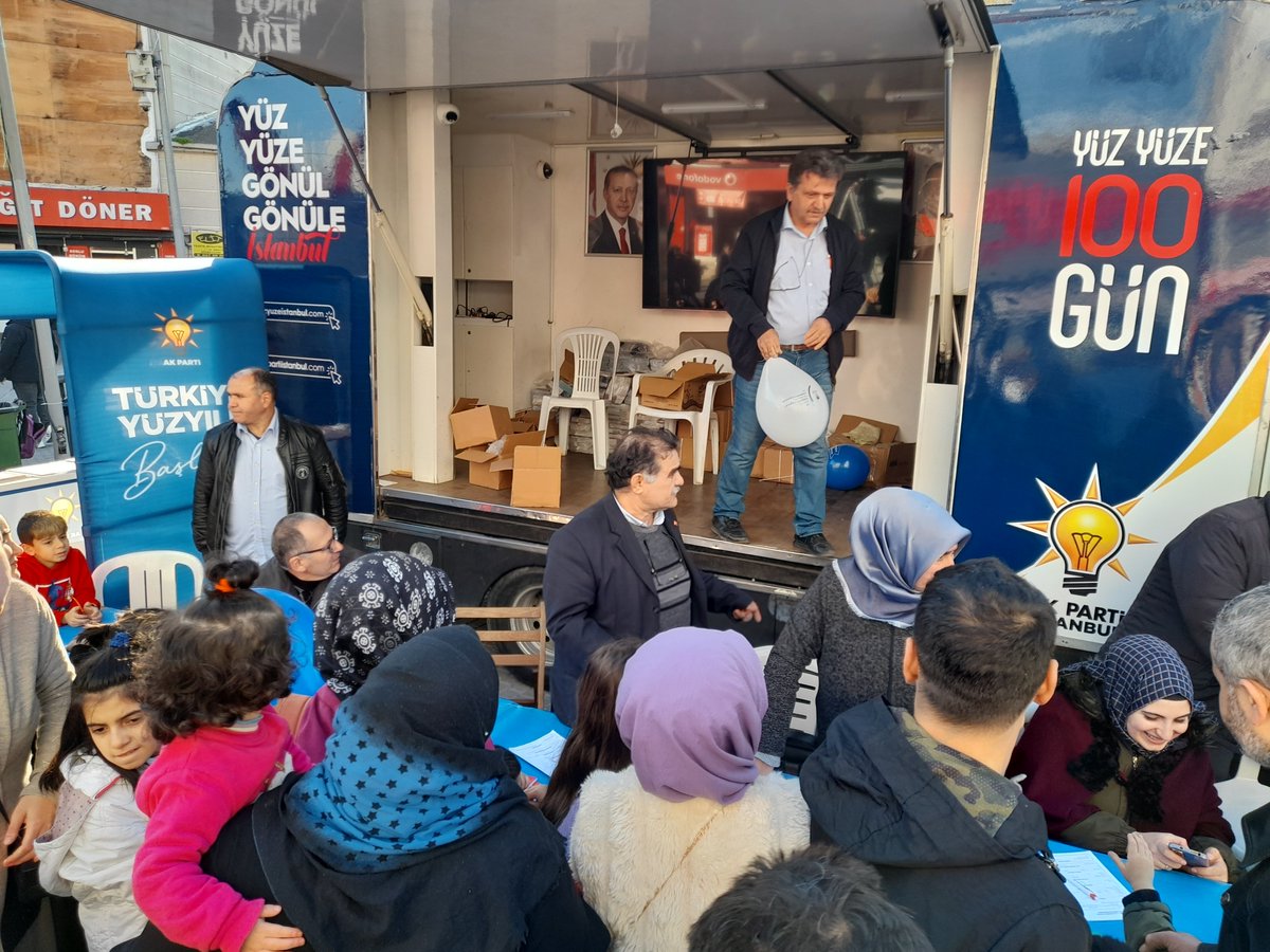 YucedagZiya's tweet photo. Fatih mahallesi 2.cı bölge ak nokta nöbetimizi gerçekleştirdik katılım ve ilgi gerçekten mükemmel cumhurbaşkanımıza müthiş destek var çok mutluyuz 
@YucedagFadime 
@SemaOzc19683037 
@yusufzabun 
@umutozkan1 
@osmannnurika 
@RTErdogan https://t.co/wvnG6nF4GK