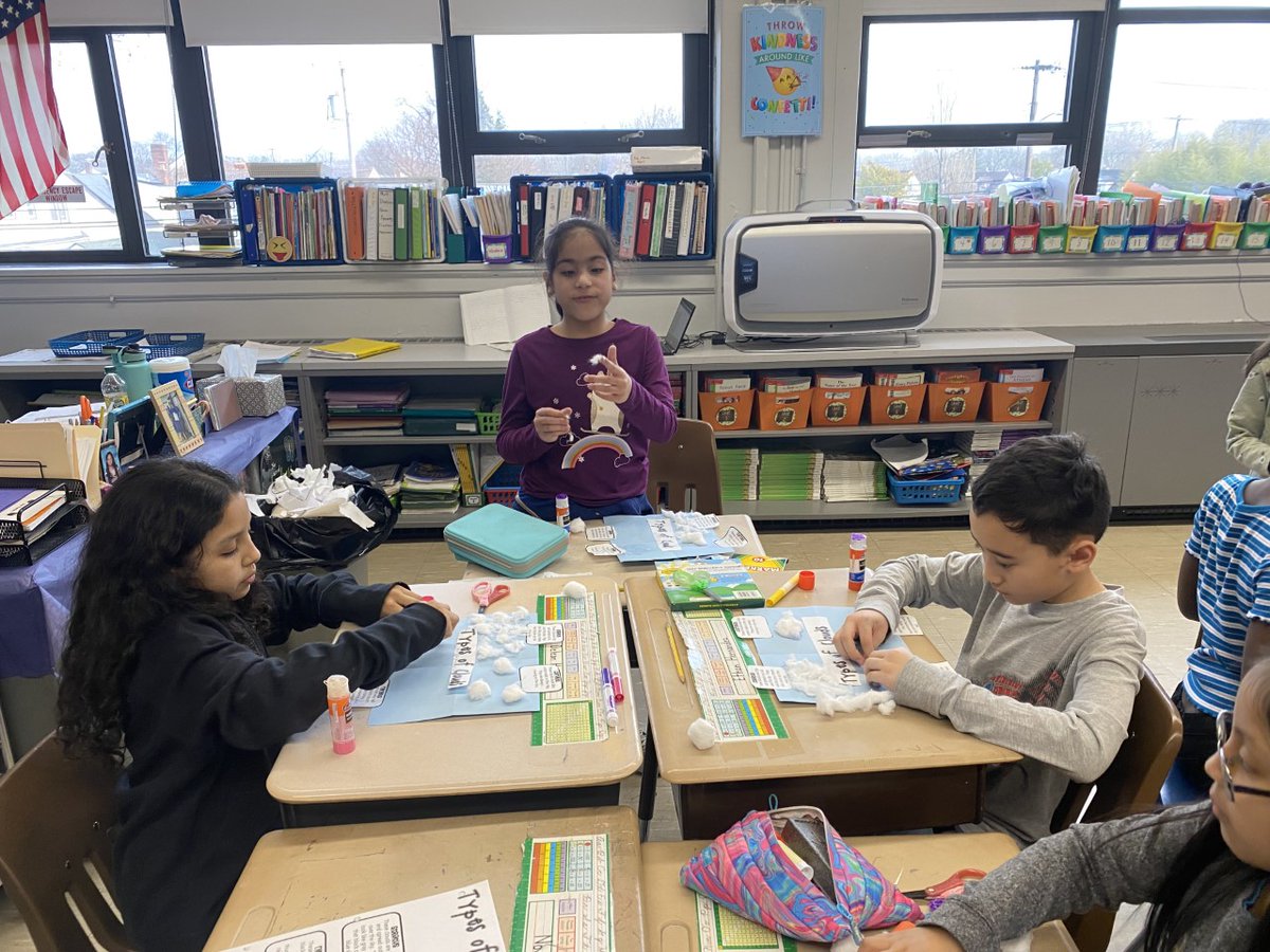 CSMrsSeaman1's tweet photo. Making cotton clouds as part of our weather unit - such a fun Friday! @VS13UFSD @RPeetsButcher #TeamWheeler https://t.co/VQQYVWDLEk