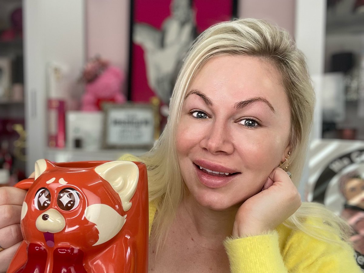 DIYBeautyNews's tweet photo. Wannabebeautyjc: Join me right now for Sunday Skin Care Chat! 

The day we hang out and discuss all things diy beauty and skin care! 

Happening now https://t.co/q7TemhNewV #russianlips #russianlipfiller #russianlipfillers #diylipfillers #diylipfiller #… https://t.co/g6BL3CwMEb