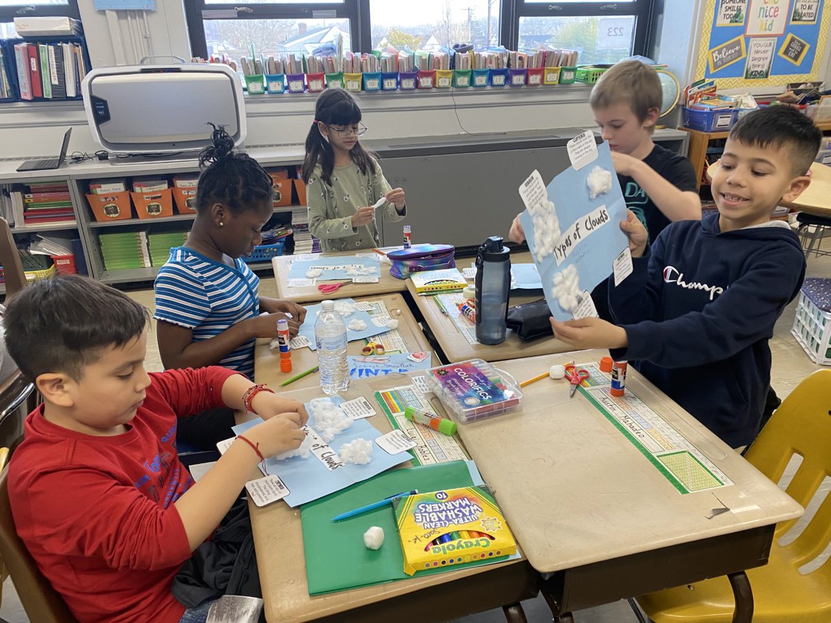 CSMrsSeaman1's tweet photo. Making cotton clouds as part of our weather unit - such a fun Friday! @VS13UFSD @RPeetsButcher #TeamWheeler https://t.co/VQQYVWDLEk