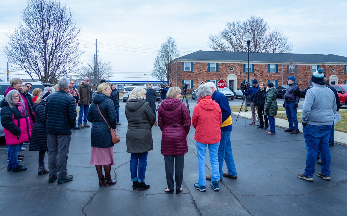 NorthShadeland's tweet image. Thank you to @CastletonUMC for hosting today’s prayer vigil in honor of Sean McNellye who was gunned down on New Year’s Eve at Lake Castleton Apartments.