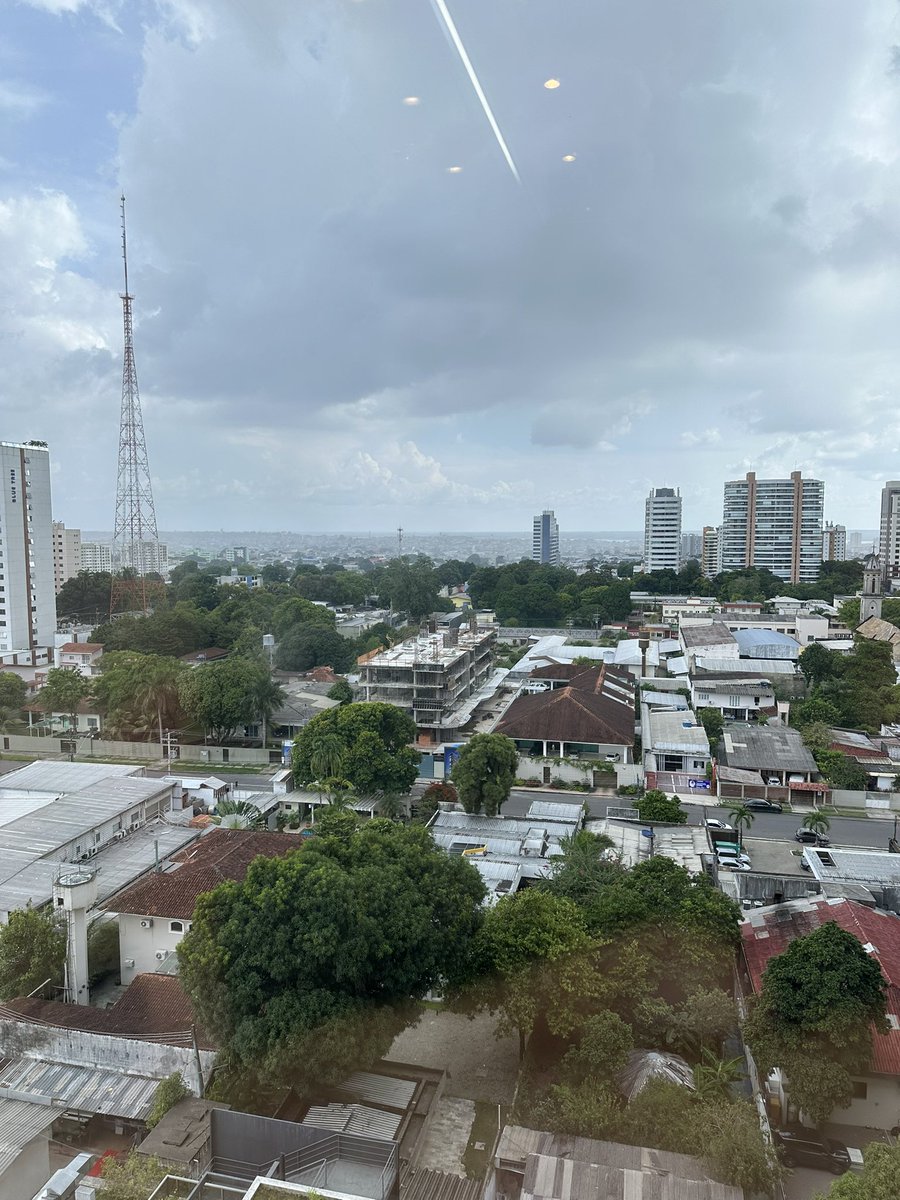 HndrsnM's tweet photo. Lá vem ela, a chuva para limpar as ruas dessa Manaus - AM https://t.co/W3qn3nFmTX