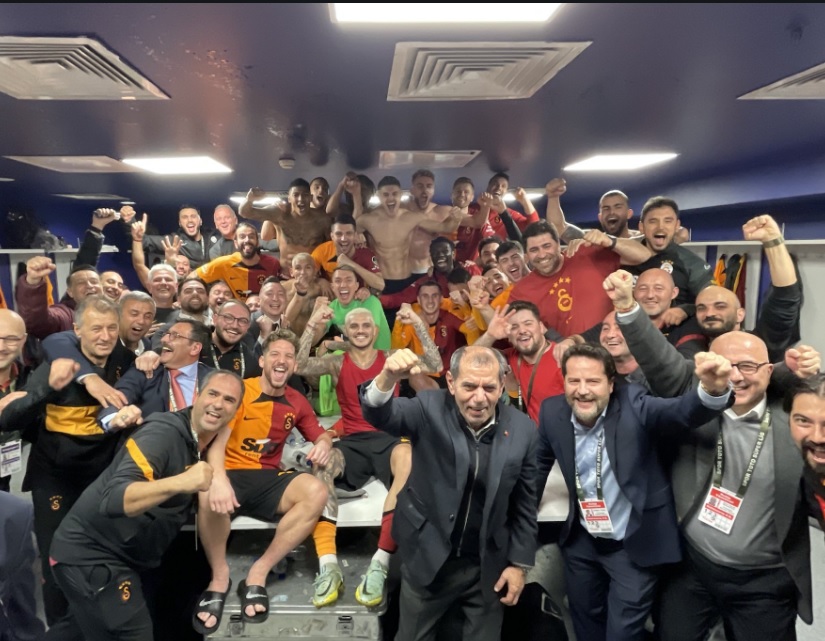 Galatasaray SK: "Kadıköy HatıЯası! 🦁🥳"