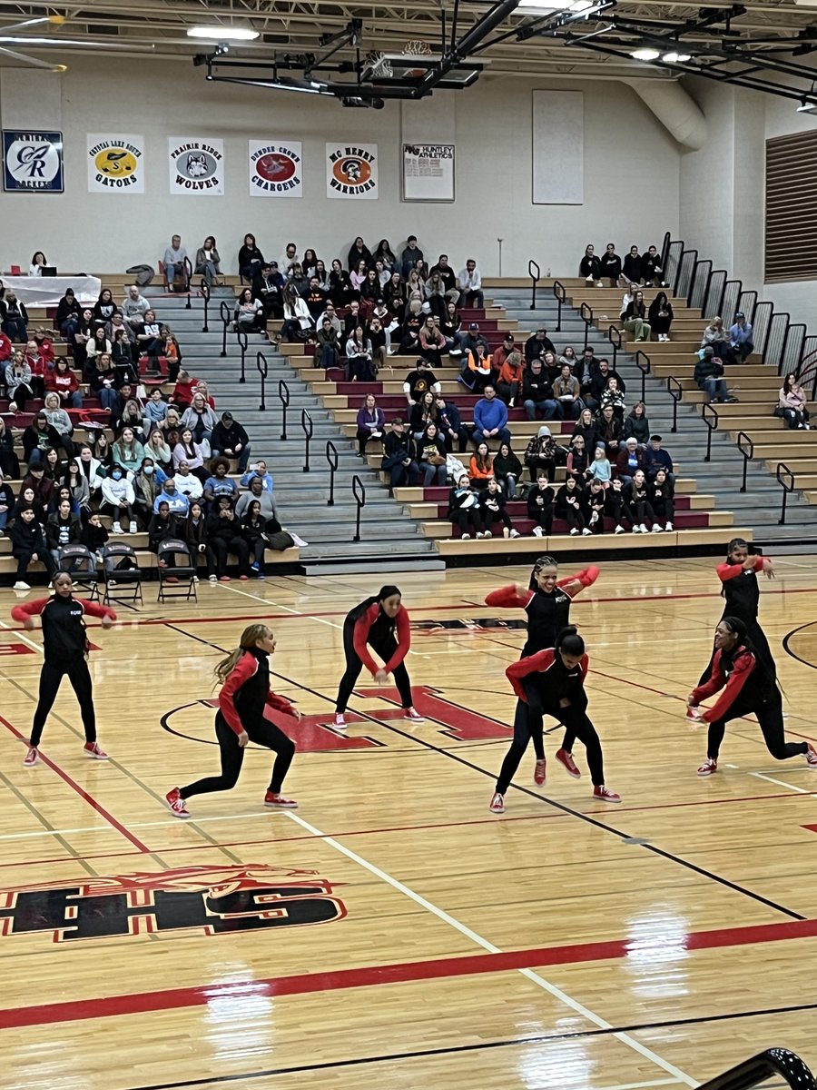 Great job girls!!!! <a href="/RTHS_Poms_Dance/">Rich Township Dance/Poms</a>