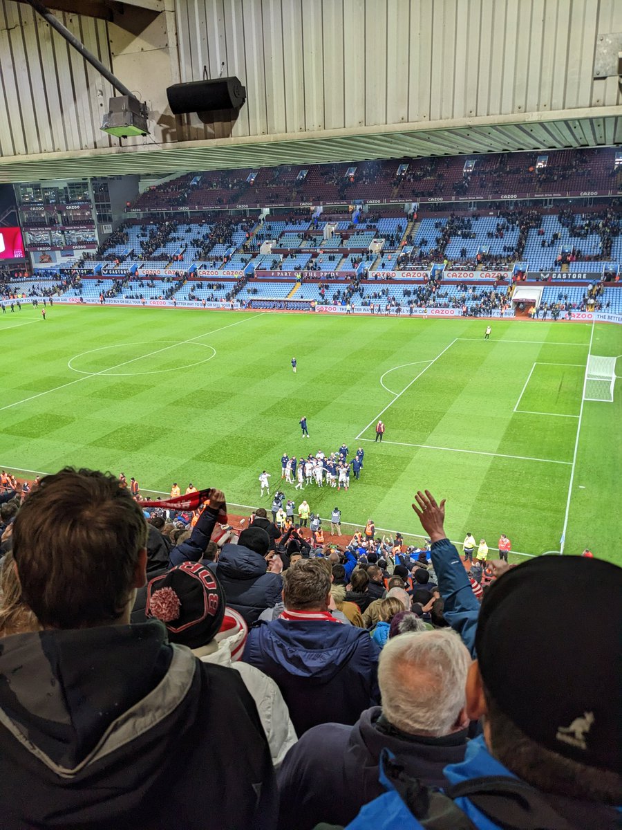 LiamPav's tweet photo. Up there with one of the best football days 👌 Thanks @StevenageFC ❤️ https://t.co/u1ysHEmydO